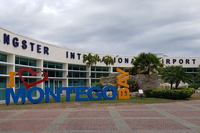 Montego Bay Airport Transfer to Negril Hotels - An In-Depth Look at the Transfer Experience
