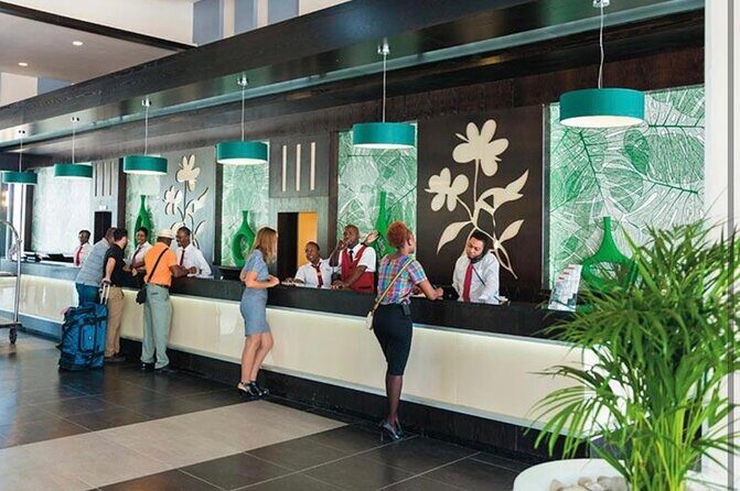 Montego Bay Airport transfer to Riu Negril - An In-Depth Look at the Montego Bay Airport Transfer to Riu Negril