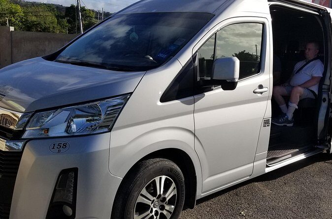 Montego Bay airport transfers - Guides and Customer Service