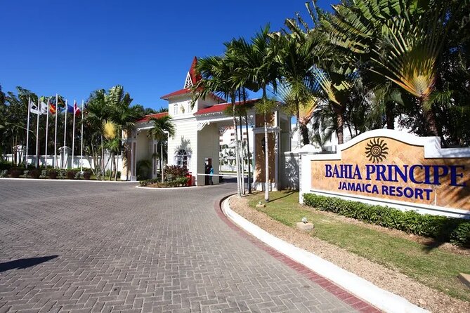 Montego Bay Bahia Principe Grand Jamaica Private Airport Transfer - Transfer Pricing and Booking Details
