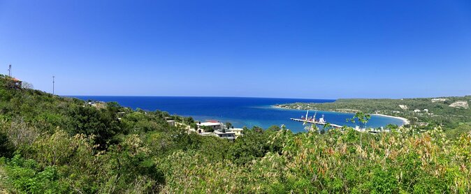 Montego Bay: Bamboo Beach Club VIP Access With Lunch & Cocktails - Beach Club Experience