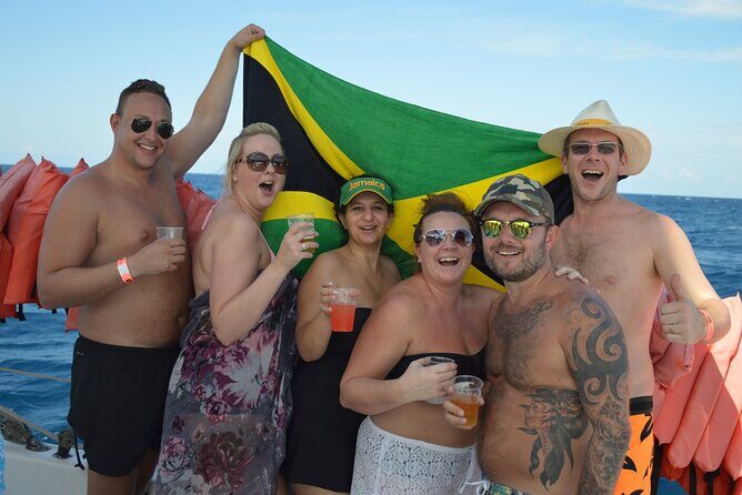 Montego Bay Catamaran: Snorkel Tour with Open Bar & Reggae DJ - Who Should Consider This Tour?