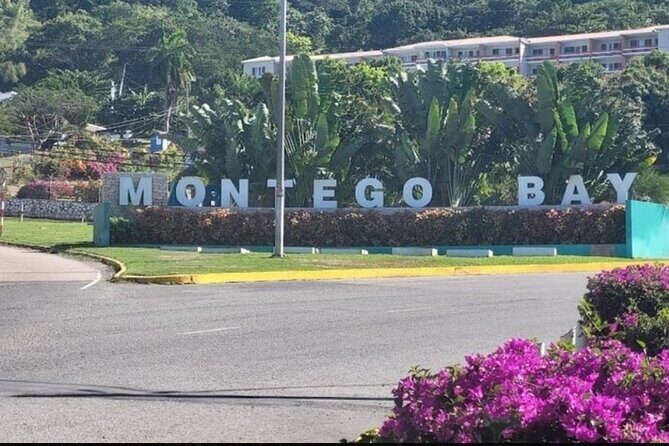 Montego Bay City Tour and Souvnier Shopping - Good To Know