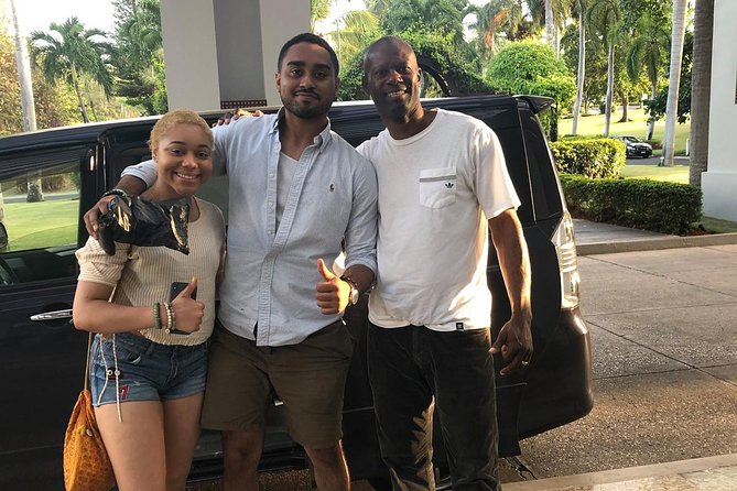 Montego Bay Hotels Private Airport Round Trip Transfers - Child and Infant Seat Availability