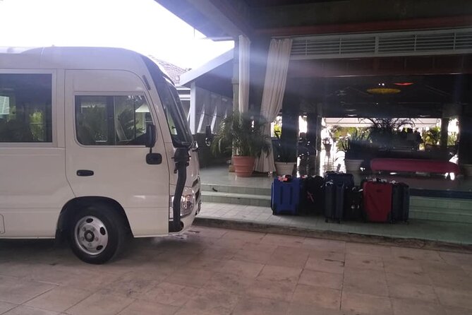 Montego Bay Hotels Private Airport Transfer to Sangster International (MBJ) - Service Details