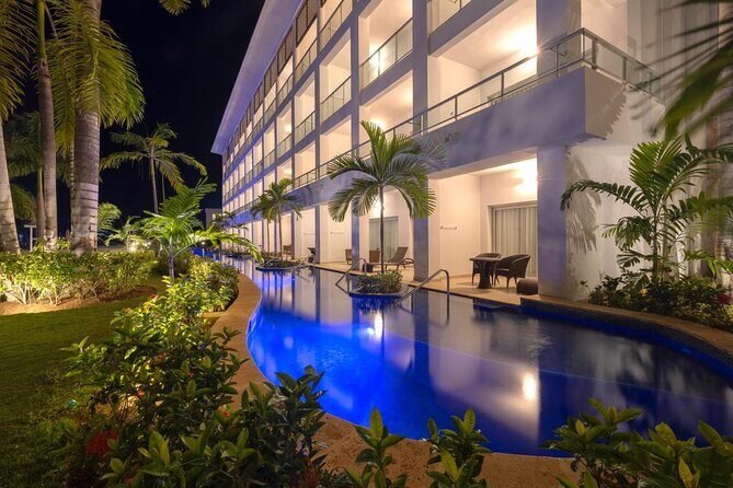 Montego Bay Jamaica Airport or Port Transfers to Falmouth Hotels - A Complete Breakdown of the Transfer Experience