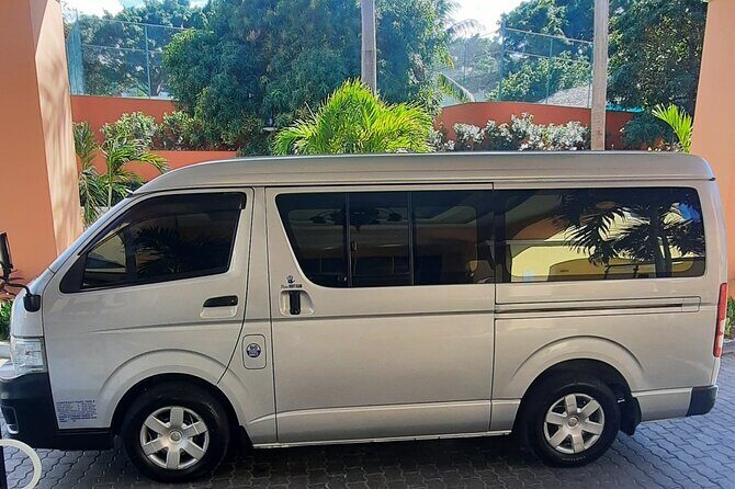 Montego Bay Jamaica MBJ Airport Transfer to Hotels in Montego Bay - What to Expect During Your Ride