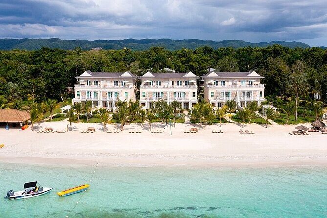 Montego Bay Jamaica Sangster Airport Transfer to Negril Hotels - Additional Comfort & Convenience