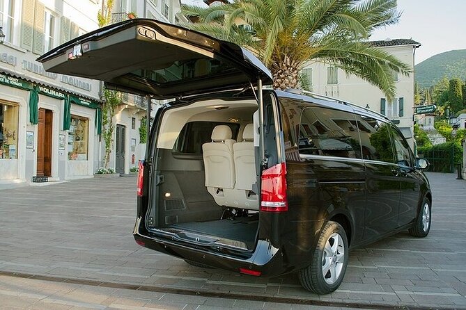 Montego Bay (Mbj) to Any Location. RT Transfers - Service Details