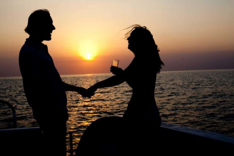 Montego Bay: Reggae Sunset Catamaran Cruise - The Food and Drink: What’s on Offer?