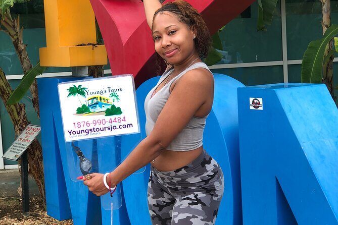 Montego Bay Roundtrip Luxury Transfer with Lounge Access - Is It Worth the Price?