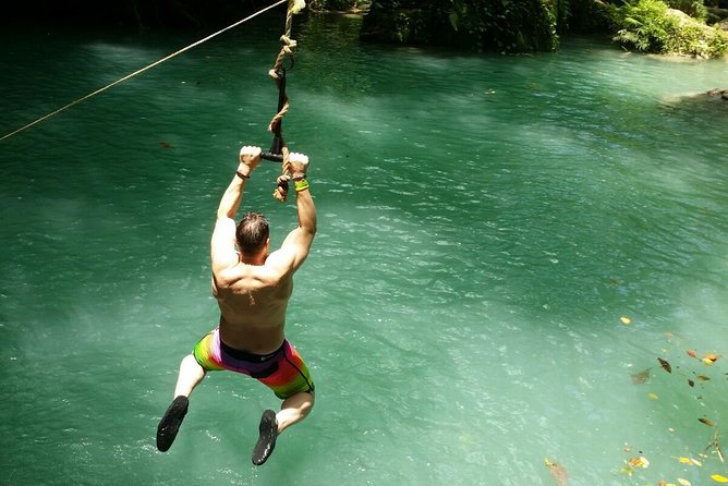 Montego Bay Shore Excursion: Blue Hole and Dunns River Falls Tour - Dunns River Falls: A Magnificent Natural Wonder