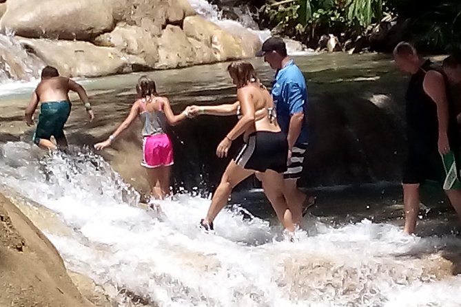 Montego Bay Shore Excursion: Private Custom Sightseeing Tour - Tour Overview