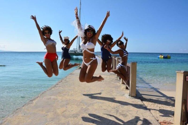Montego Bay: Sunset Catamaran Cruise with Open Bar & Snacks - Montego Bay: Sunset Catamaran Cruise with Open Bar & Snacks