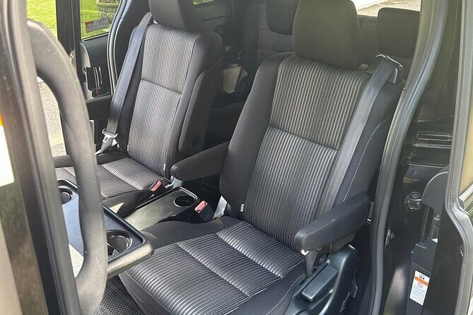 Montego Bay VIP airport transfer to Ocho Rios - Scenic Drive & Local Insights