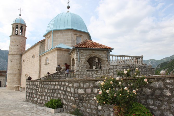 Montenegro Bay Cruise With Lunch on the Boat Day Trip - Positive Feedback