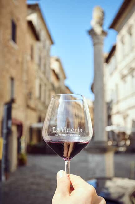 Montepulciano: Tasting of 3 Tuscan Wines from Small Producers - Who Will Love This Experience?