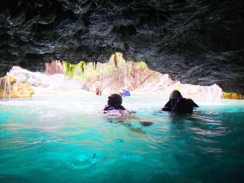 Monterrey: Canyoning + Hiking + Water Jumps + Rappel + Caves - FAQs