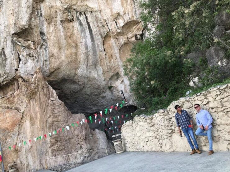 Monterrey: The García's Caves Tour - Location and Accessibility