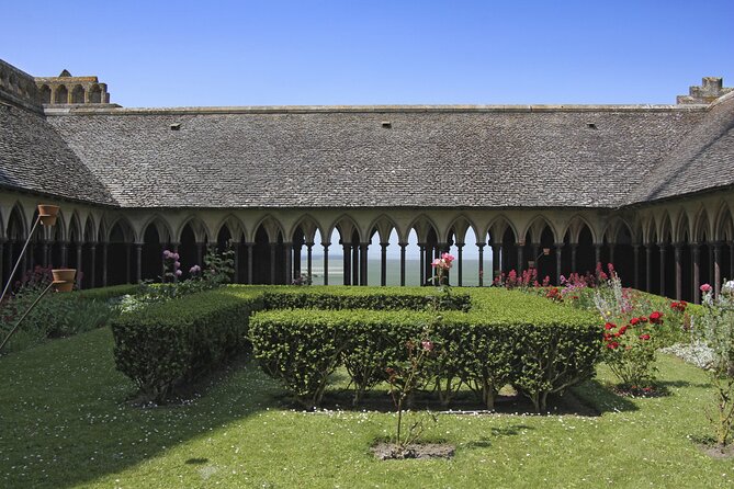 Montmartre and Eiffel Tower Tour With Seine River Cruise - Paris - The Sum Up