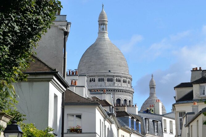 Montmartre and Seine River Dinner Cruise With Hotel Pick up in Paris- 6 Hrs - Common Questions