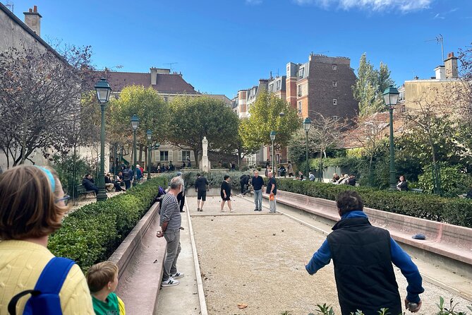 Montmartre Art, Culture & Rebel Legacy: Semi-Private Walking Tour - Traveler Photos