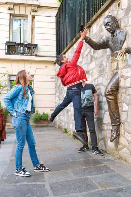 Montmartre Before the Crowds: Walk Tour & Breakfast - The Sum Up