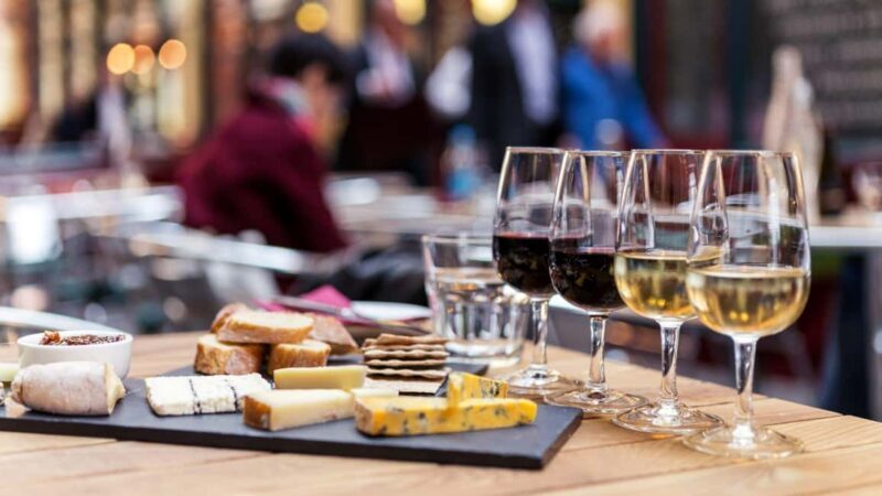 Montmartre Best Highlights & Wine and Cheese Tasting Tour - Authentic Insights from Reviewers