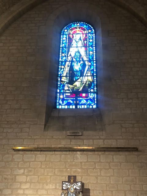 Montmartre for Art Lovers - Fun Walking Tour With Billy. - Exploring Rue De Labreuvoir