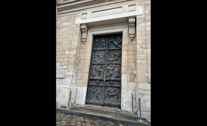 Montmartre for Art Lovers - Fun Walking Tour With Billy. - Bohemian Spirit of Montmartre