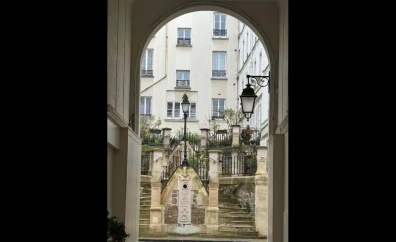 Montmartre for Art Lovers - Walking tour with Expert Guide - The Itinerary in Detail