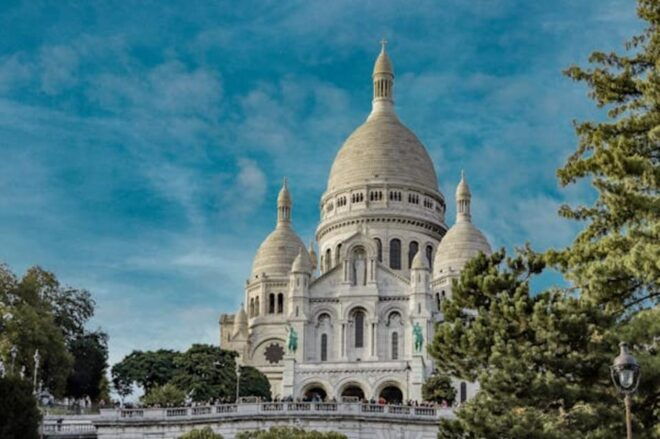 Montmartre Guided Tour With Sacré CœUr Church and City Views - Booking Your Tour