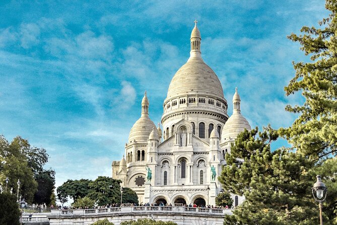 Montmartre Guided Walking Tour: Famous Artists and Cabarets - Tour Pricing and Booking Information