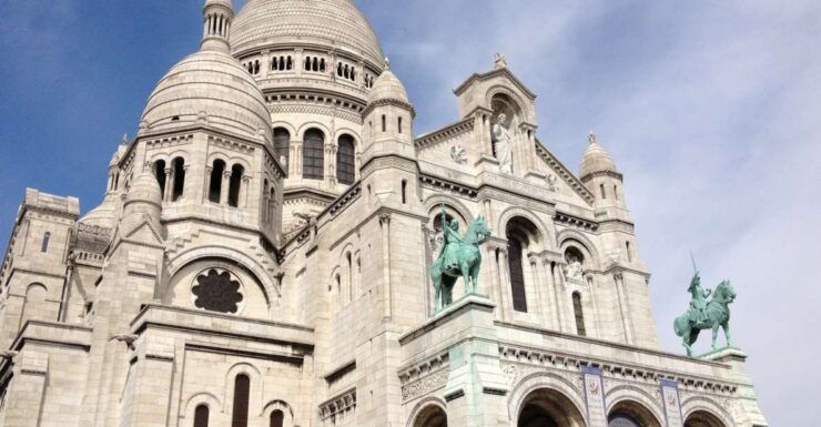 Montmartre Guided Walking Tour With Sacré CœUr & City Views - Tour Description