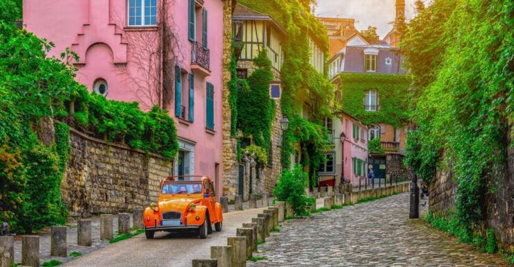 Montmartre & Sacré Coeur: 2.5-Hour Walking Tour - Tour Experience Highlights