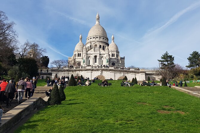 Montmartre Sacré Coeur and Moulin Rouge Best Shops and Cafés - Must-Visit Shops Near Sacré Coeur