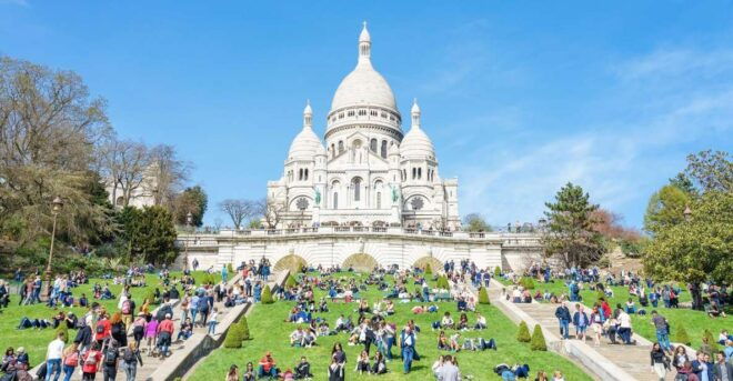 Montmartre: Semi Private Tour in English, Spanish or Italian - Duration and Starting Times