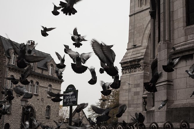 Montmartre Semi Private Walking Tour - Escaping the Tourist Crowds in Paris