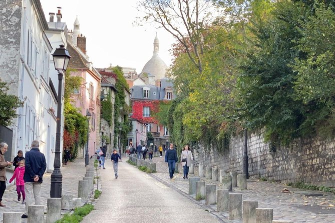 Montmartre Semi Private Walking Tour MAX 6 PEOPLE Guaranteed - Tour Duration and Landmarks Visited