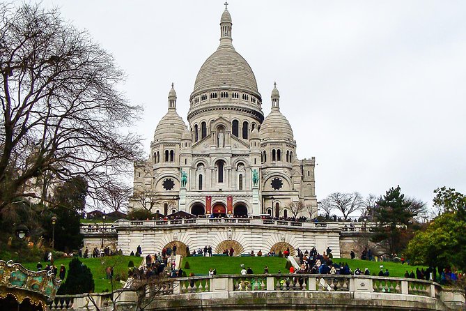 Montmartre Walking Tour With a Private Local Guide - Tour Guide