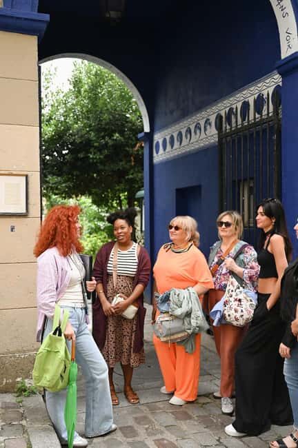 Montmartre Walking Tour with Secret Tales, Views & Croissant - Why This Tour Works