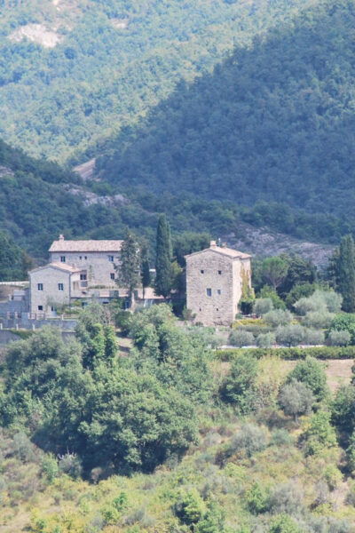 Montone Castles Tour With Dinners in Castello Cardaneto - Booking and Cancellation Policy