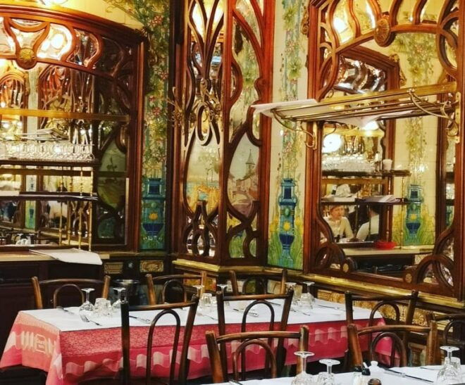 Montparnasse District In-App Audio Tour - Audio Guide and Language Options