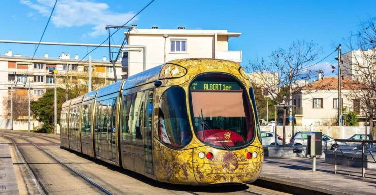 Montpellier: Insta-Perfect Walk With a Local - Overview of the Experience