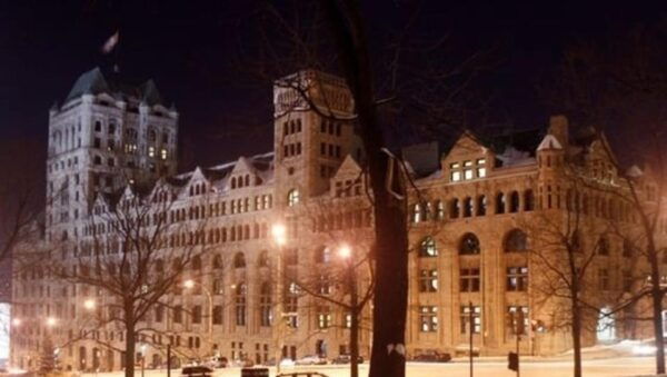 Montreal : Downtown & Underground Walking Tour With a Guide - Languages Offered