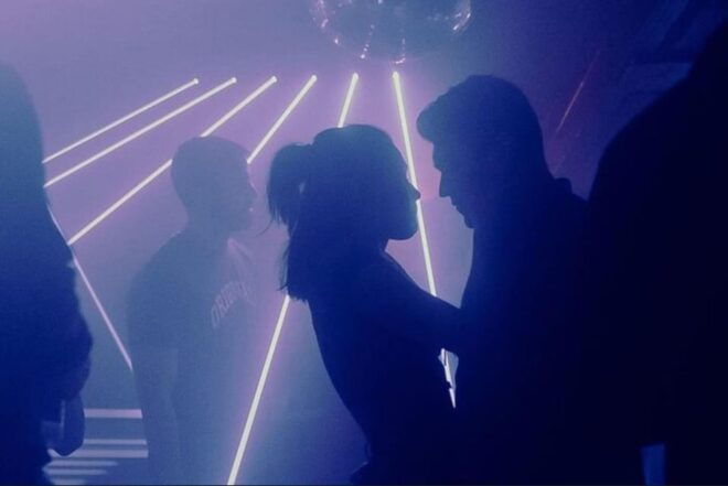 Montreal: Guided Crawl of the Citys Speakeasies & Clubs - Included Services