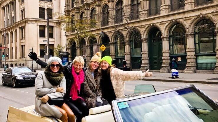 Montréal: Guided Tour in Vintage Convertible Cadillac - Experience Highlights