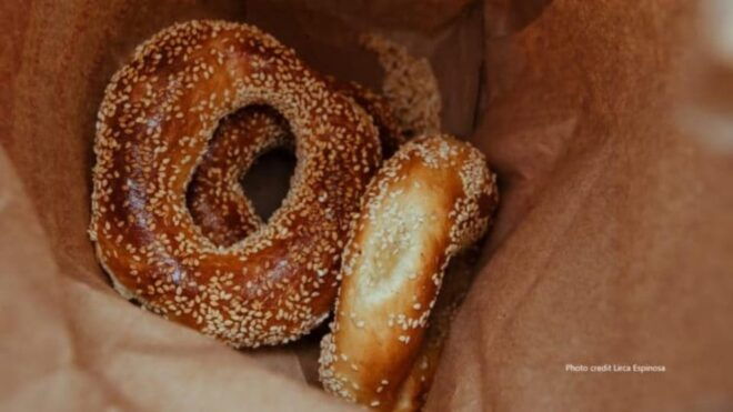 Montreal: Iconic Jewish Dishes Walking Tour With Tastings - Iconic Jewish Dishes Sampled
