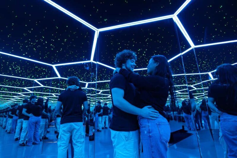 Montreal: Museum of Illusions Entry Ticket - Introduction