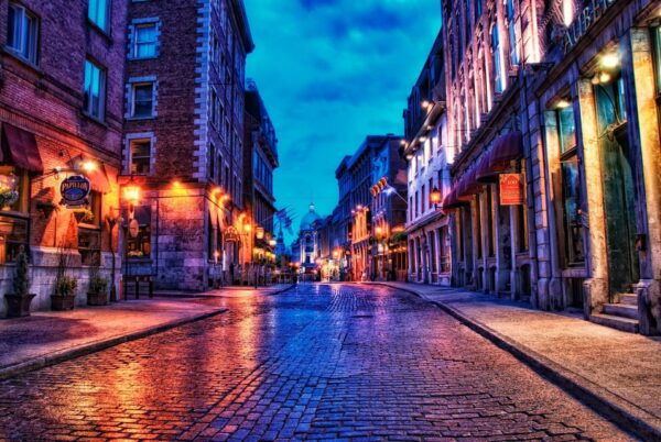 Montreal: Old Montreal at Twilight Walking Tour - Frequently Asked Questions